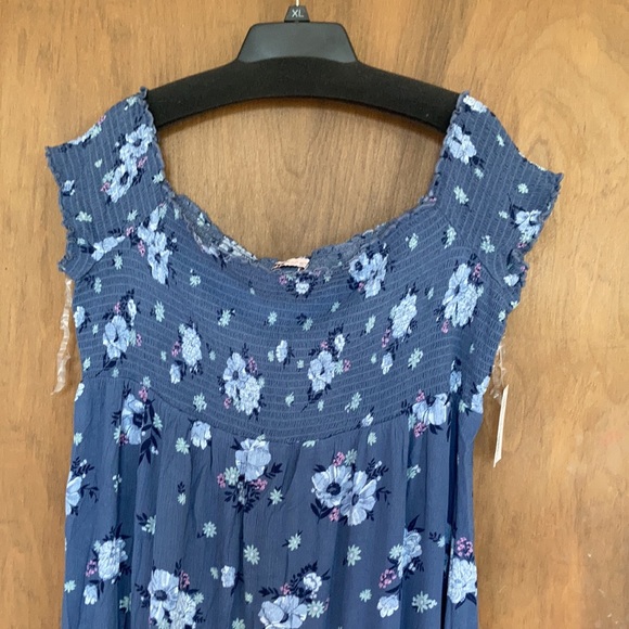 So off the shoulder smocked top floral print long dress XS or 2X jr - Picture 4 of 16